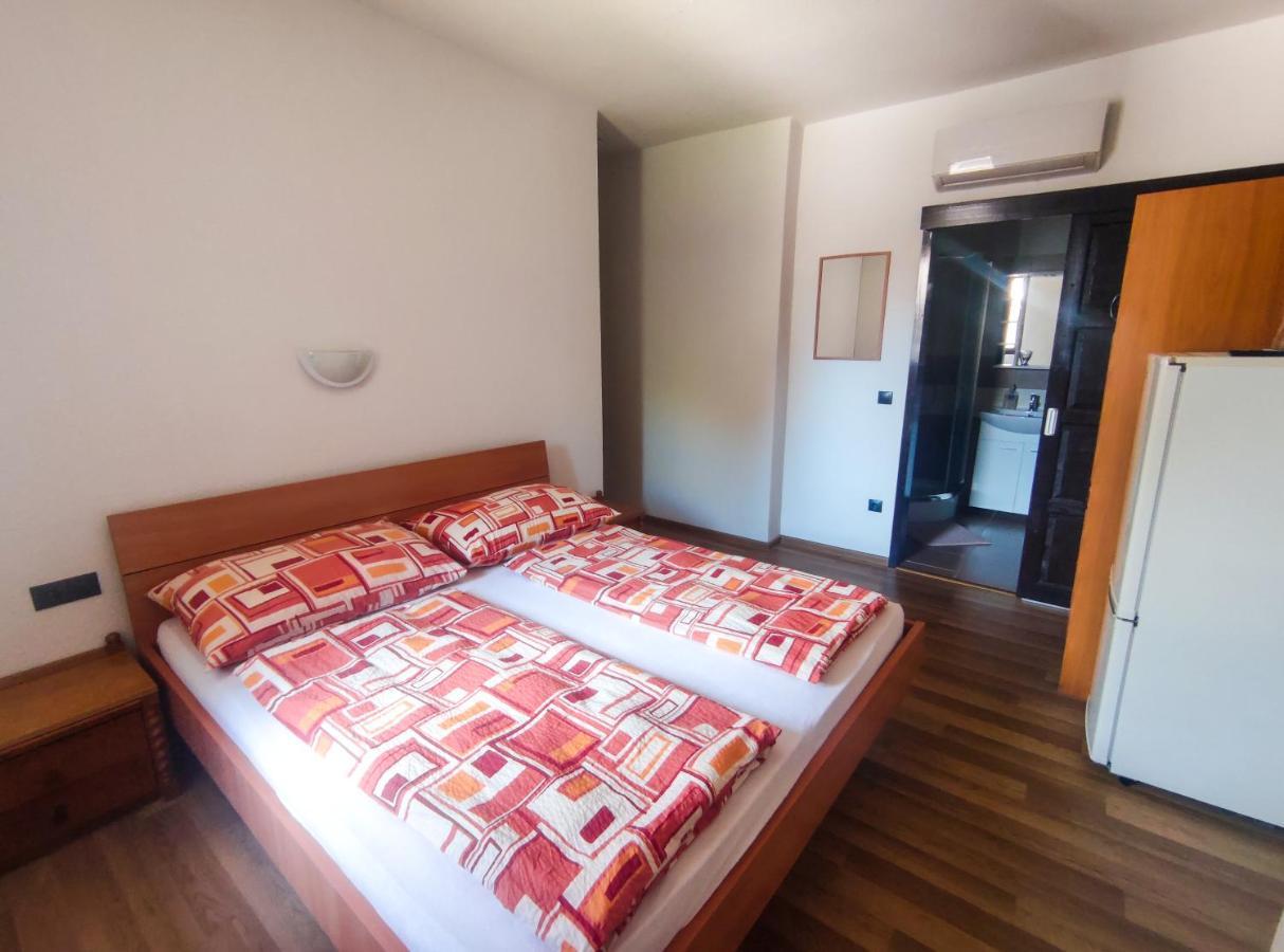 Hotel Viktoria Panzio Zamárdi Exteriér fotografie