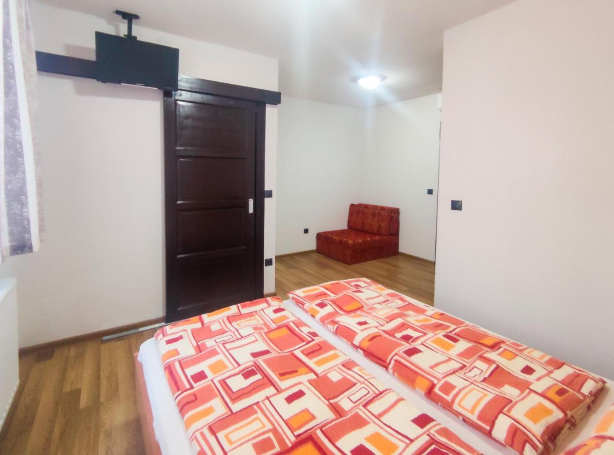 Hotel Viktoria Panzio Zamárdi Exteriér fotografie