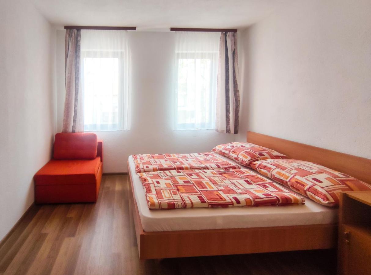 Hotel Viktoria Panzio Zamárdi Exteriér fotografie